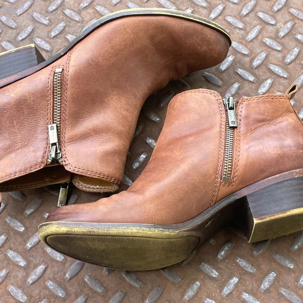 Lucky Brand Women Ankle Boots Brown Genuine Leather Shoes Zip Closure Size 6.5M - Picture 3 of 10